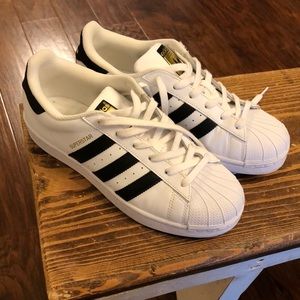 Adidas Superstar white/black women’s sneakers